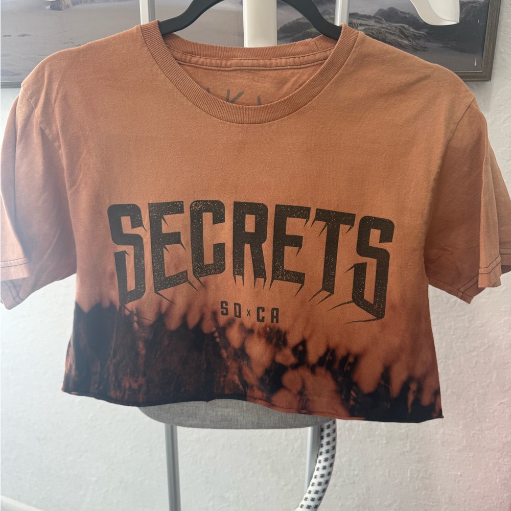 Orange and Black Graphic Crop Top#902